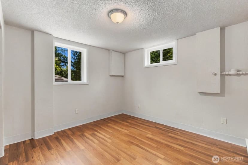 Property photo for 5816 Fleming Street, Everett photo 33