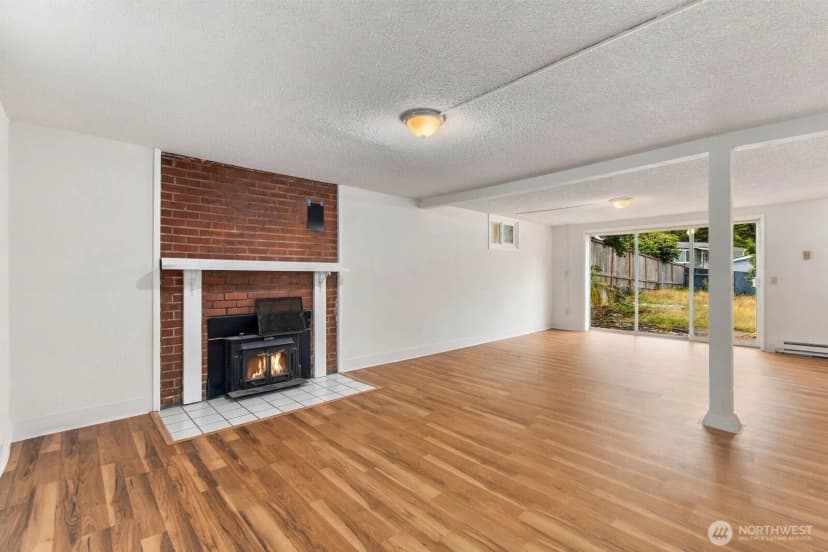 Property photo for 5816 Fleming Street, Everett photo 27