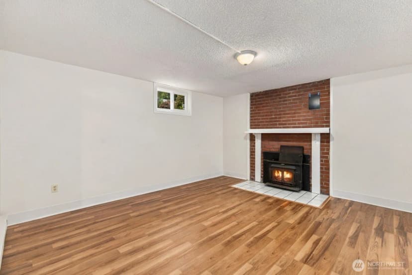 Property photo for 5816 Fleming Street, Everett photo 26