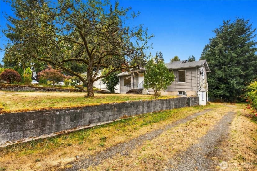 Property photo for 5816 Fleming Street, Everett photo 18