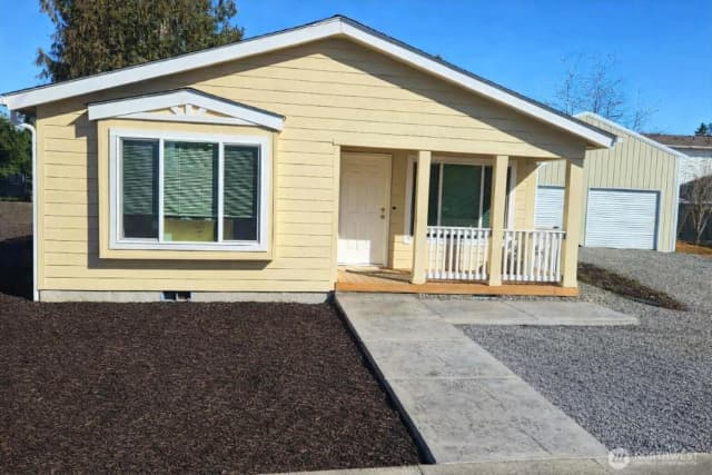 Property photo for 420 Pine Street, Toledo