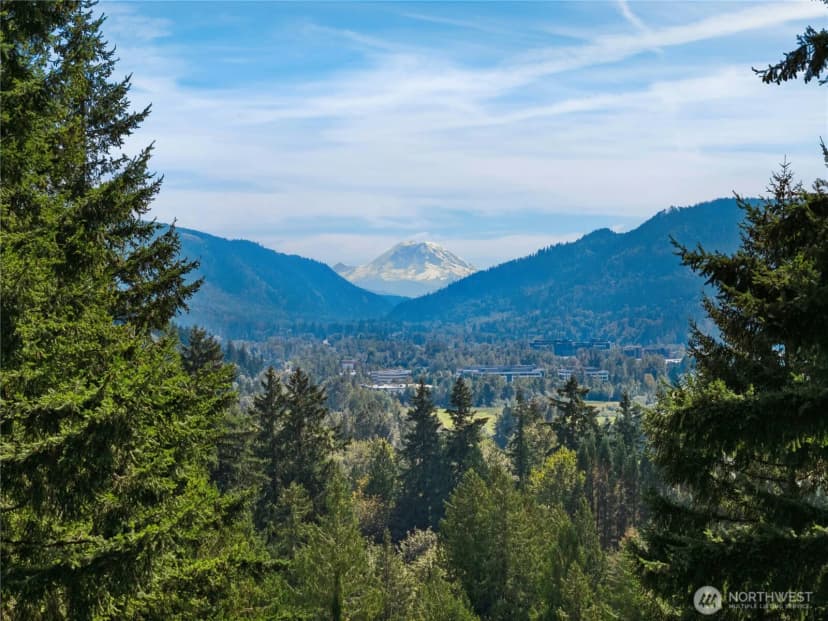 Property photo for 21241 Se 40th Street, Sammamish photo 5