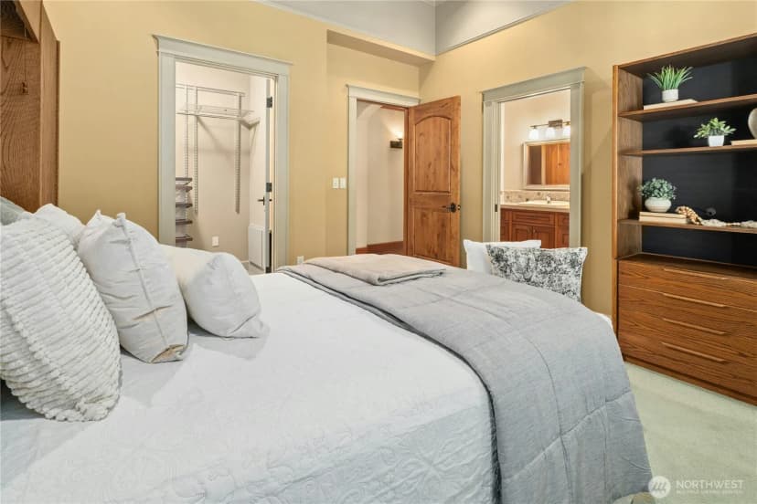 Property photo for 21241 Se 40th Street, Sammamish photo 27