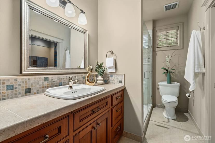 Property photo for 21241 Se 40th Street, Sammamish photo 28
