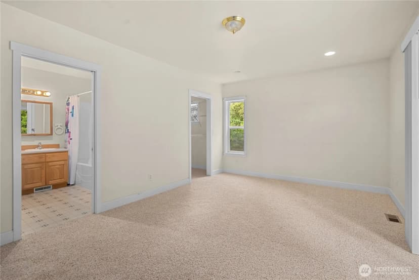 Property photo for 2821 Grade Road, Lake Stevens photo 20