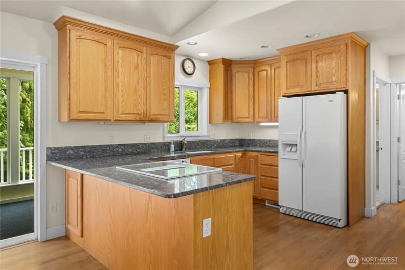 Property photo for 2821 Grade Road, Lake Stevens photo 14