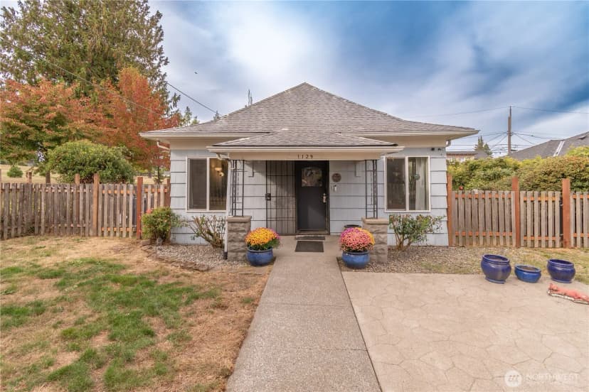 Property photo for 1129 S 61st Street, Tacoma