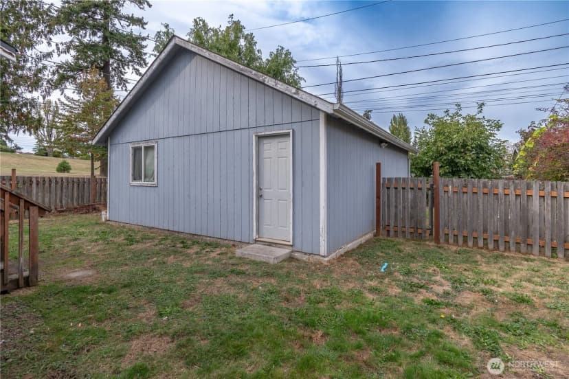 Property photo for 1129 S 61st Street, Tacoma photo 5