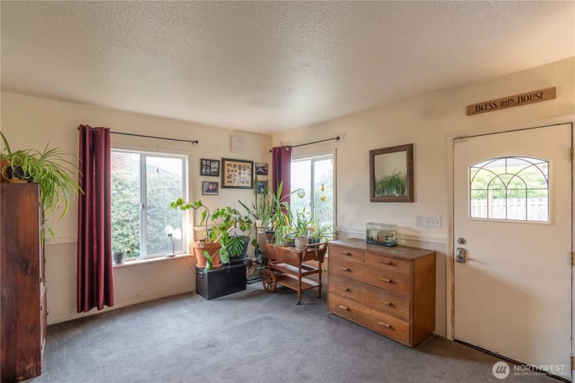 Property photo for 1129 S 61st Street, Tacoma photo 8