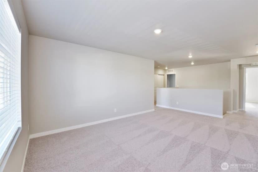 Property photo for 16300 Jenkins Avenue Se, Yelm photo 6