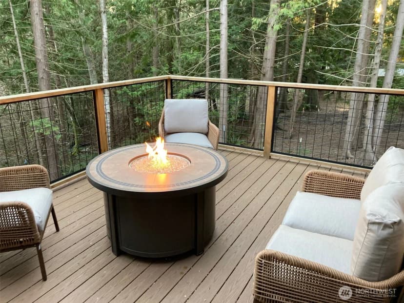 Property photo for 1205 E Mcleod Road, Bellingham photo 11