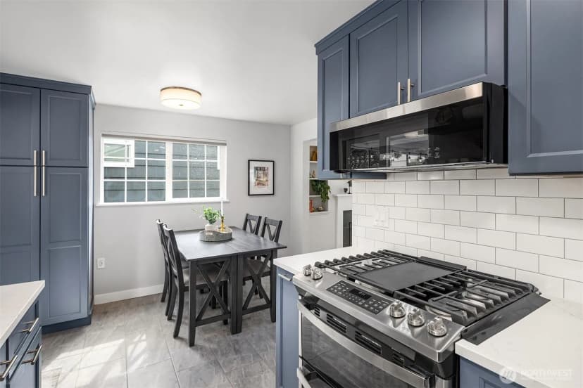 Property photo for 6052 37th Ave Sw, Seattle photo 11