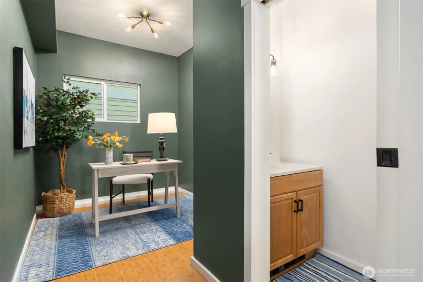 Property photo for 346 Wyatt Way Ne #10, Bainbridge Island photo 5