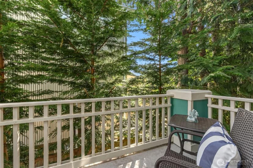 Property photo for 346 Wyatt Way Ne #10, Bainbridge Island photo 23