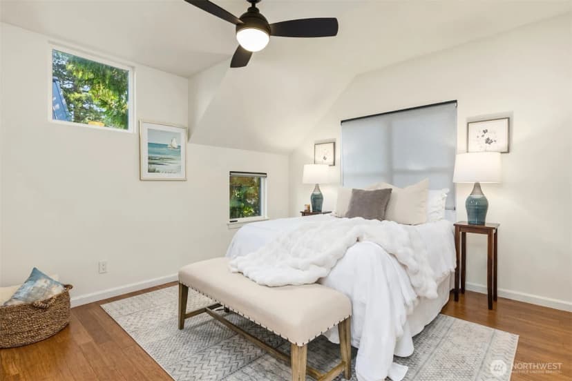 Property photo for 346 Wyatt Way Ne #10, Bainbridge Island photo 15