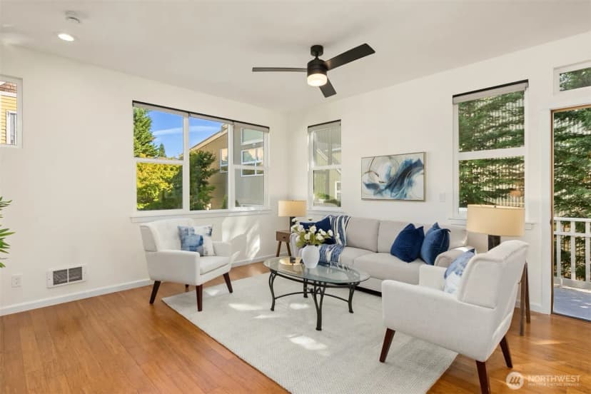 Property photo for 346 Wyatt Way Ne #10, Bainbridge Island photo 9