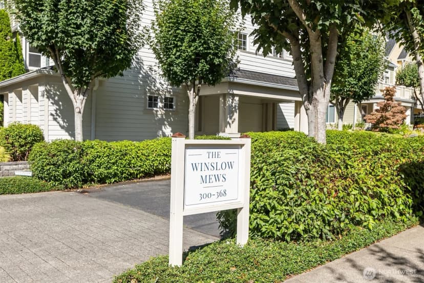 Property photo for 346 Wyatt Way Ne #10, Bainbridge Island photo 2