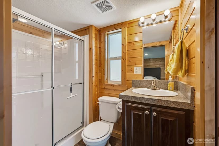 Property photo for 18617 W Williams Lake Road Road #35b, Cheney photo 7