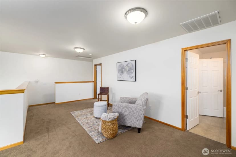Property photo for 1182 Decatur Circle, Burlington photo 29