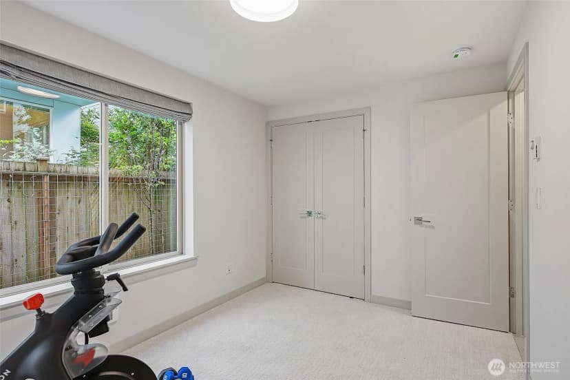 Property photo for 4314 Whitman Avenue N #b, Seattle photo 23