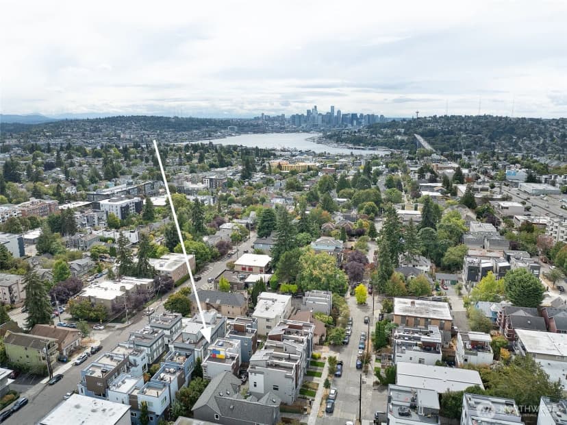 Property photo for 4314 Whitman Avenue N #b, Seattle photo 34