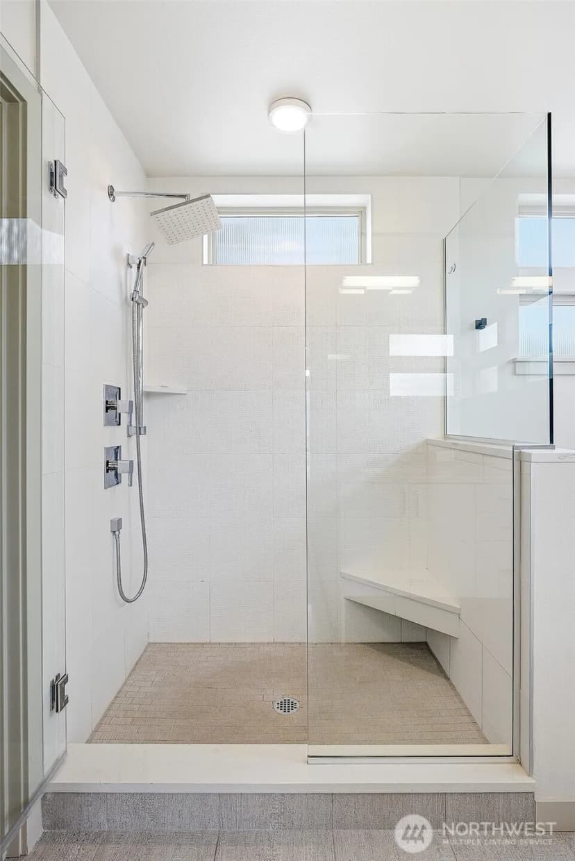 Property photo for 4314 Whitman Avenue N #b, Seattle photo 18