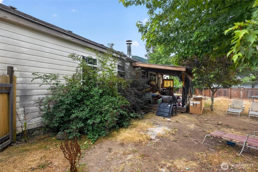 Property photo for 850 W Main Avenue, Morton photo 19