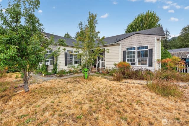 Property photo for 850 W Main Avenue, Morton