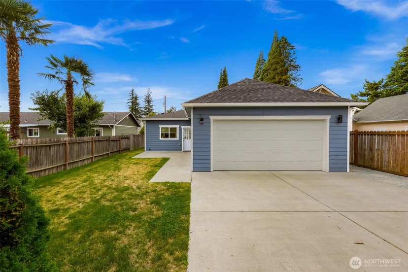 Property photo for 215 Puget Street, Sedro Woolley photo 31