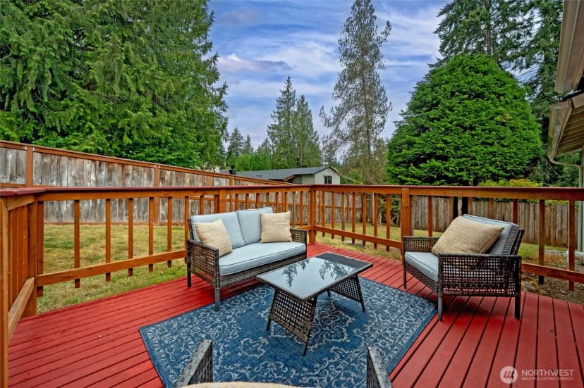 Property photo for 14100 Meridian Drive Se, Everett photo 33