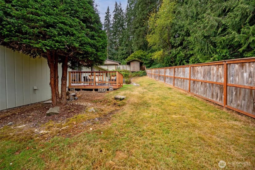 Property photo for 14100 Meridian Drive Se, Everett photo 31