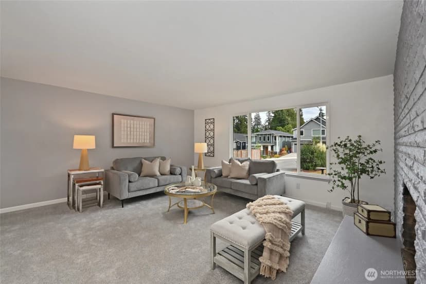 Property photo for 14100 Meridian Drive Se, Everett photo 5