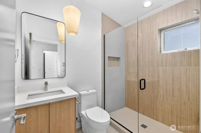 Property photo for 1220 Ne 100th Street, Seattle photo 21