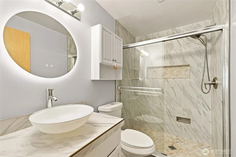 Property photo for 1220 N 12th Road, Mount Vernon photo 6