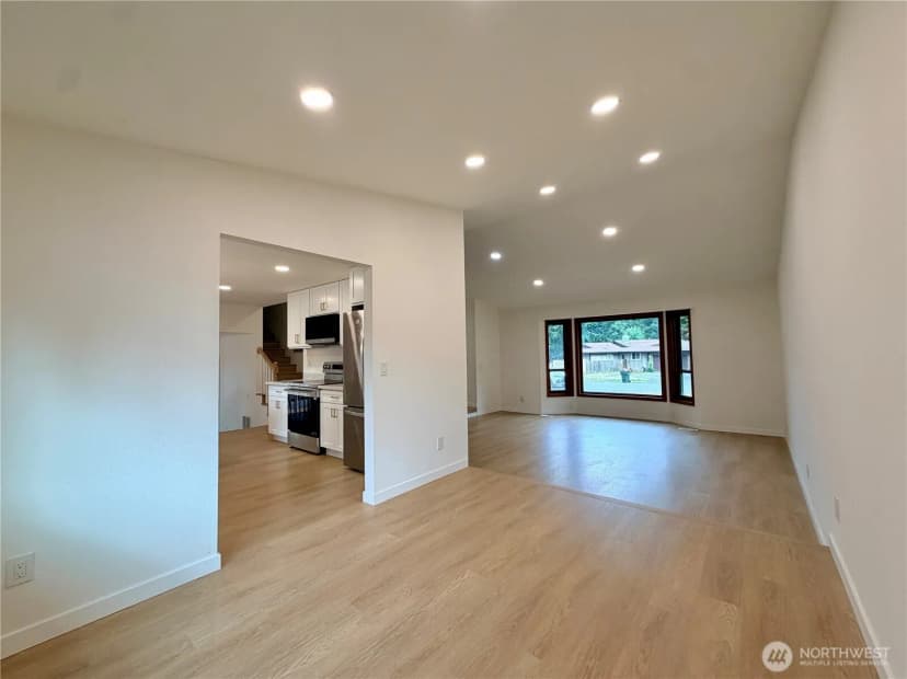 Property photo for 9920 149th Street E, Puyallup photo 11