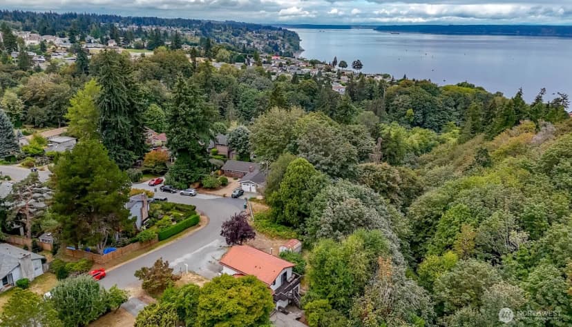 Property photo for 1304 S 286th Street, Federal Way photo 34