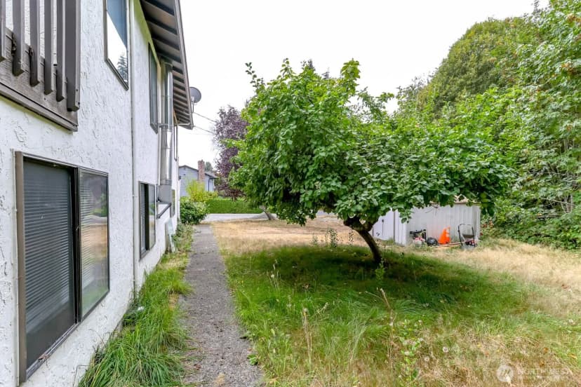 Property photo for 1304 S 286th Street, Federal Way photo 26