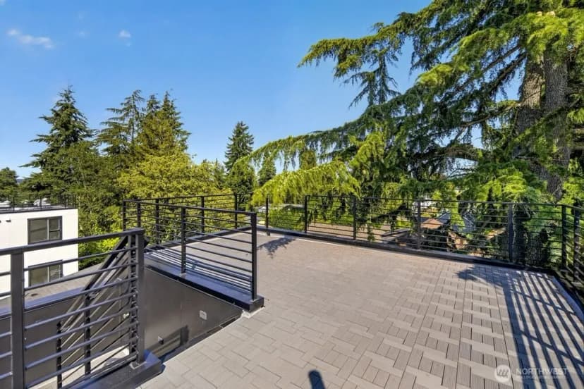 Property photo for 1218 Ne 100th Street, Seattle photo 21