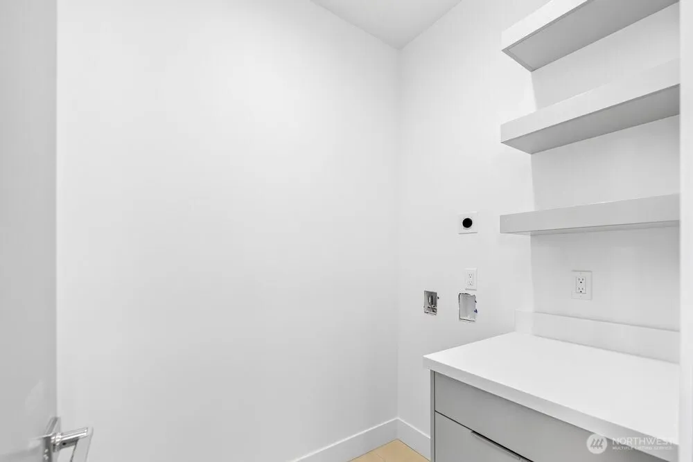 Property photo for 1218 Ne 100th Street, Seattle photo 14