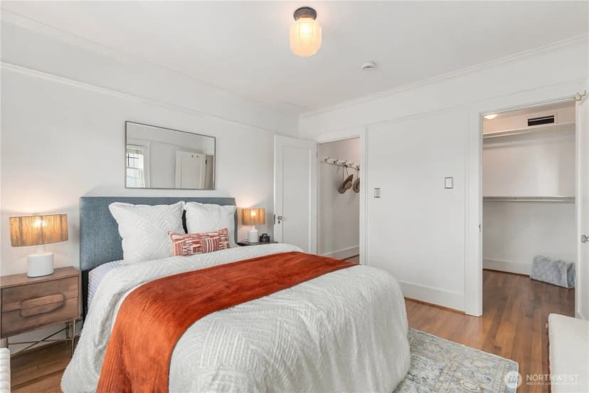 Property photo for 3613 35th Avenue Sw, Seattle photo 23