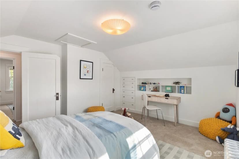 Property photo for 3613 35th Avenue Sw, Seattle photo 28