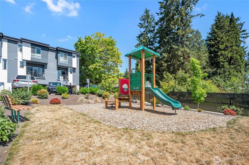 Property photo for 2527 Gibson Road #c4, Everett photo 30