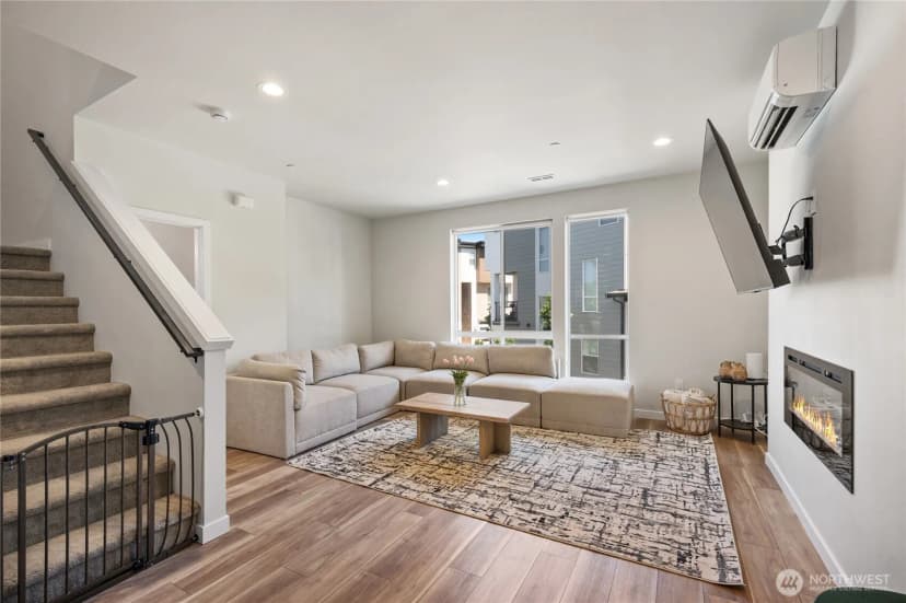 Property photo for 2527 Gibson Road #c4, Everett photo 11