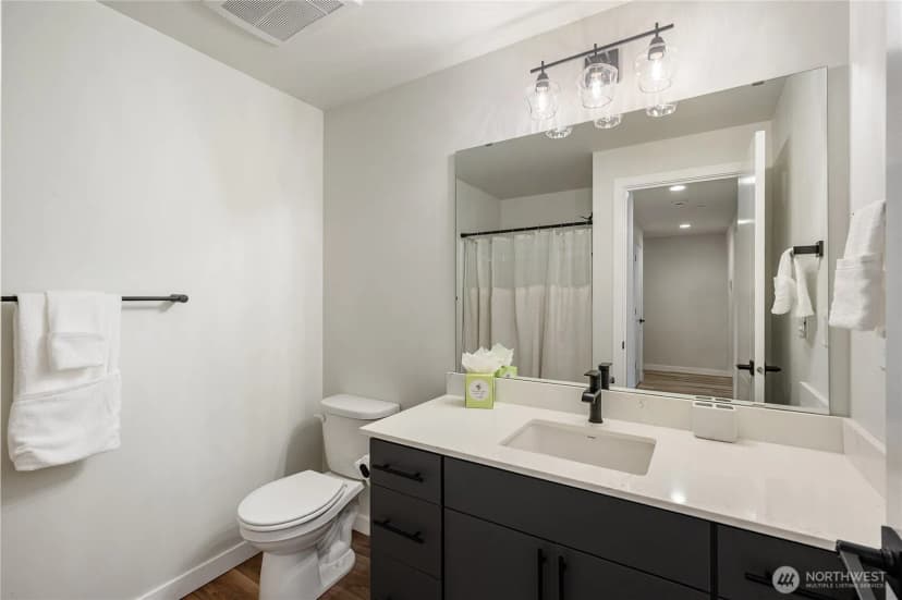 Property photo for 2527 Gibson Road #c4, Everett photo 25