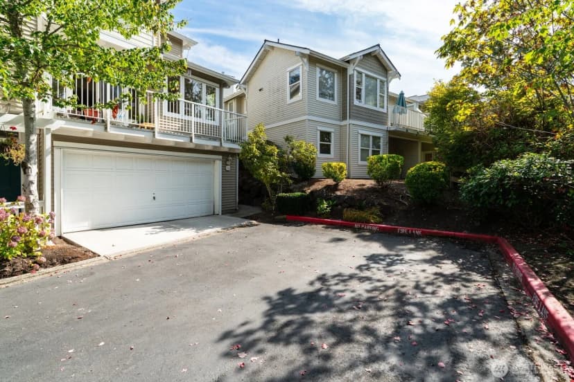Property photo for 2680 139th Avenue Se #60, Bellevue photo 2
