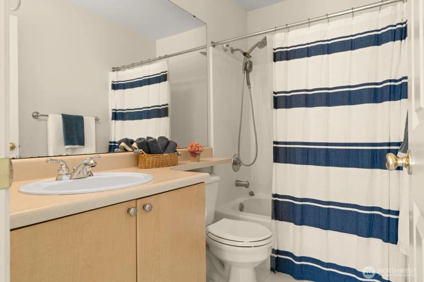 Property photo for 2680 139th Avenue Se #60, Bellevue photo 24
