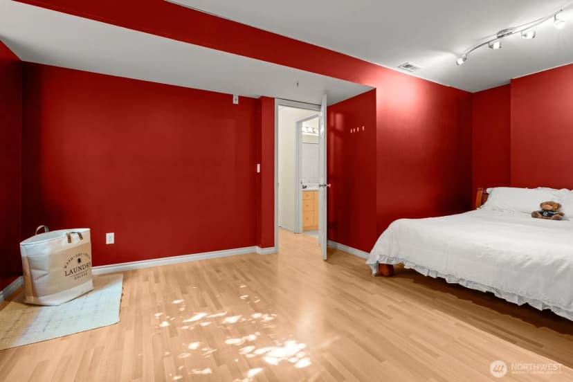 Property photo for 2680 139th Avenue Se #60, Bellevue photo 25