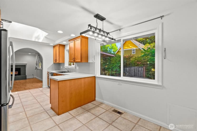 Property photo for 418 Frederick Street Ne, Olympia photo 8