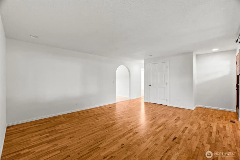 Property photo for 418 Frederick Street Ne, Olympia photo 5