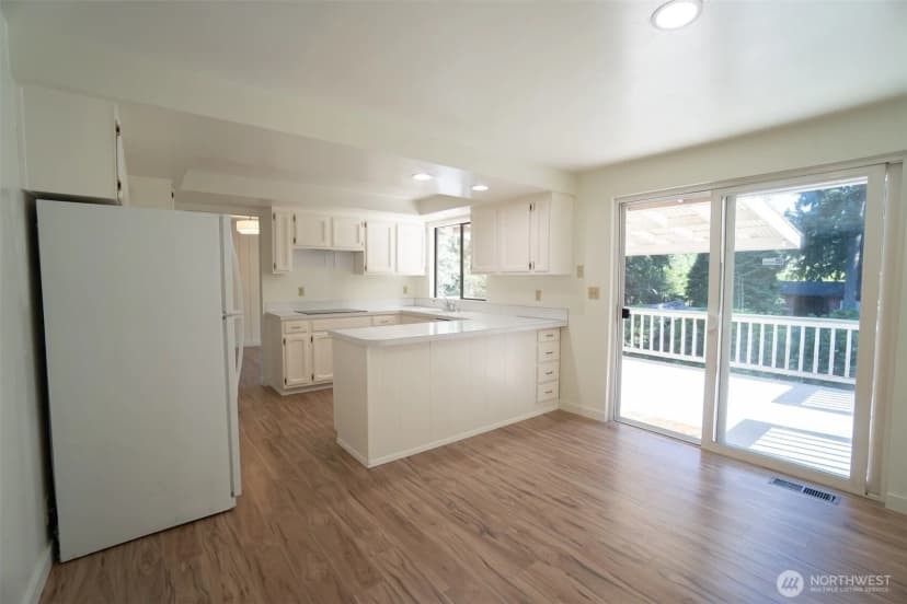 Property photo for 16255 Ne 165th Street, Woodinville photo 8